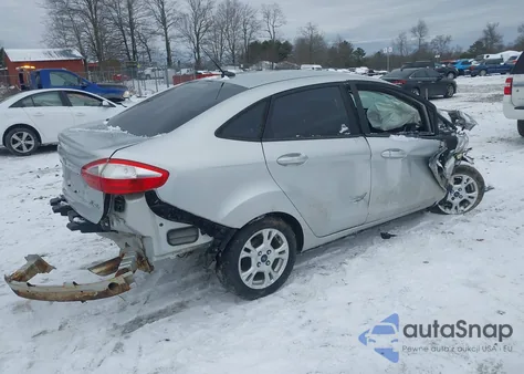 2015 Ford Fiesta Se from USA, damaged, VIN 3FADP4BJ3FM220299